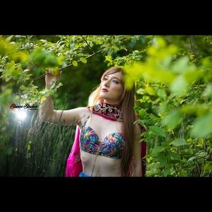 Meet your Posher, Elizabeth